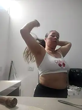 Nala1986 online show from October 19, 5:02 pm