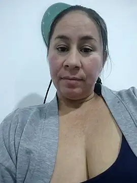 Nala1986 online show from November 14, 1:37 am