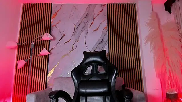 JulienSaint online show from October 2, 12:34 pm