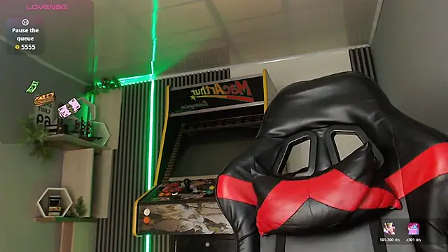 Bastian MCcormick online show from November 20, 12:27 pm