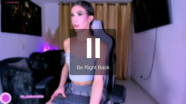 fhalon foxxxys  online show from October 5, 10:02 am