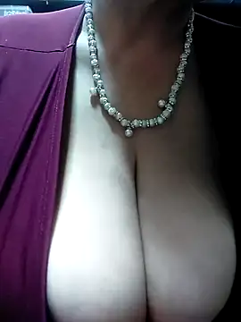 Snapshot of Troiavaca chatting on October 18, 2:47 am Troiavaca online show from October 18, 2:47 am