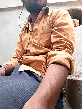 Snapshot of Chloe_1122 chatting on February 15, 7:51 am Chloe 1122 online show from February 15, 7:51 am