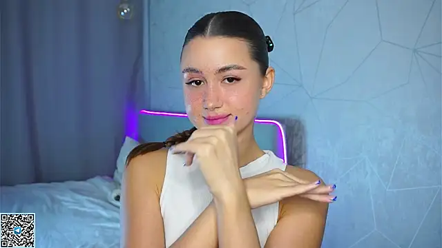 Snapshot of vvillywonka chatting on September 29, 1:55 am vvillywonka online show from September 29, 1:55 am