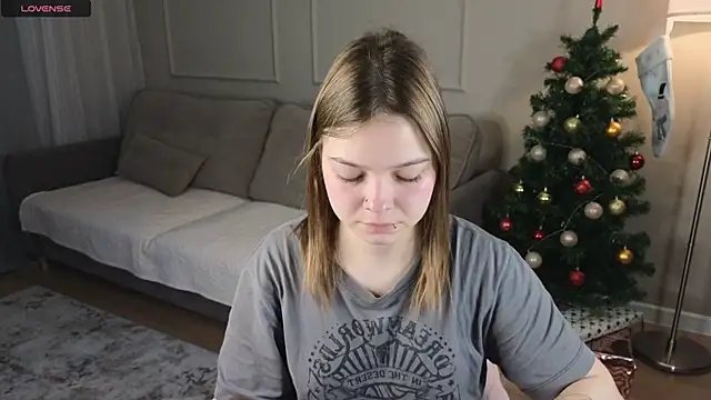 patriciapink online show from January 13, 8:19 am