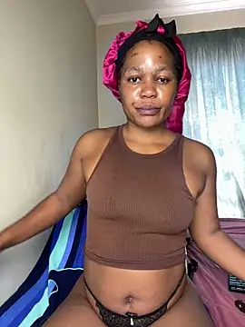 Snapshot of Kikie23 chatting on April 2, 11:30 am Kikie23 online show from April 2, 11:30 am