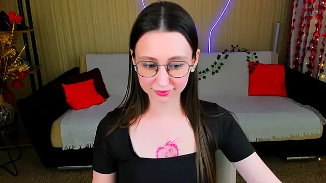 YourLovellyStory online show from March 25, 4:13 pm