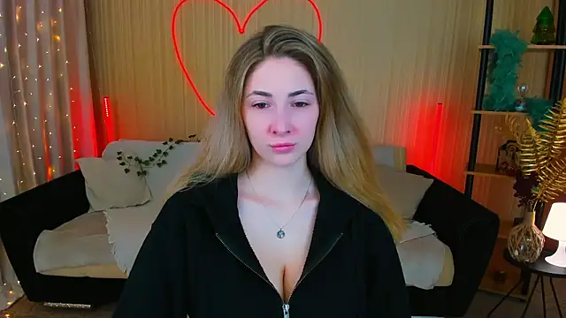 SensitiveSooul online show from February 1, 6:28 pm