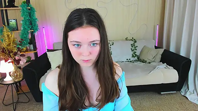 AlluringLookk online show from November 28, 4:42 pm