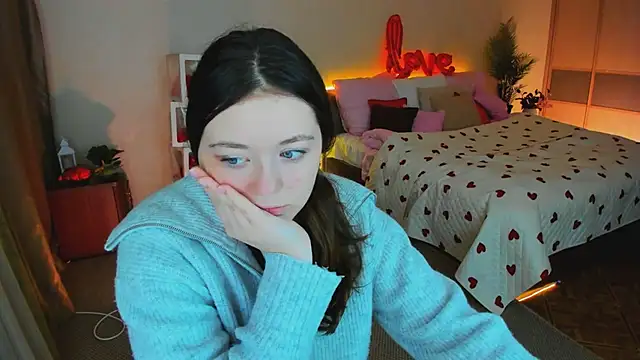 AlluringLookk online show from February 15, 4:09 am