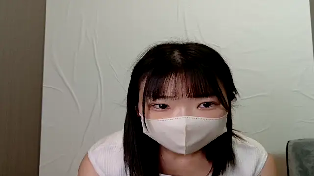 Snapshot of ms_suzuka chatting on September 11, 12:22 am ms suzuka online show from September 11, 12:22 am