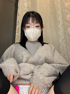 Snapshot of ms_suzuka chatting on October 20, 12:11 am ms suzuka online show from October 20, 12:11 am