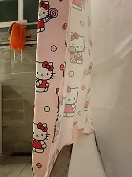 Snapshot of chocolate_bella chatting on December 22, 11:35 pm chocolate bella online show from December 22, 11:35 pm