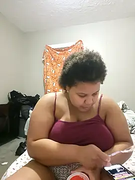 Snapshot of chocolate_bella chatting on January 10, 3:52 am chocolate bella online show from January 10, 3:52 am