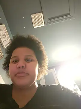 Snapshot of chocolate_bella chatting on January 16, 4:49 am chocolate bella online show from January 16, 4:49 am