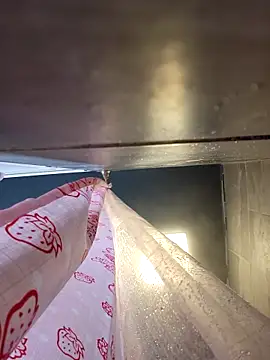 Snapshot of chocolate_bella chatting on February 16, 2:46 pm chocolate bella online show from February 16, 2:46 pm