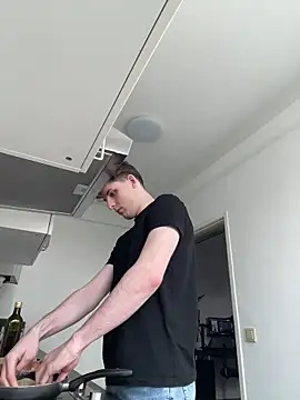 Snapshot of sebirp chatting on January 12, 10:42 am sebirp online show from January 12, 10:42 am