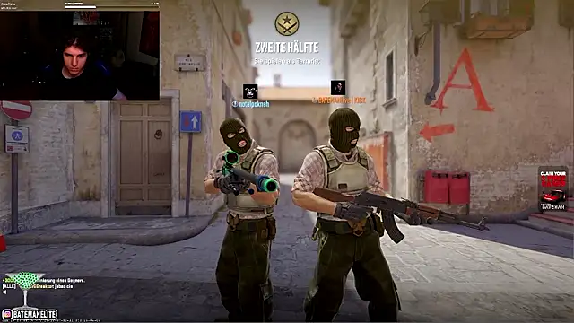 Snapshot of sebirp chatting on February 1, 8:29 pm sebirp online show from February 1, 8:29 pm