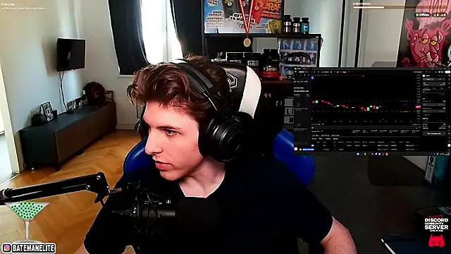 Snapshot of sebirp chatting on February 17, 2:57 pm sebirp online show from February 17, 2:57 pm