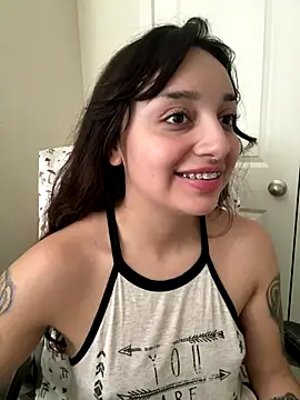 CharmingMaddie online show from December 20, 6:26 pm