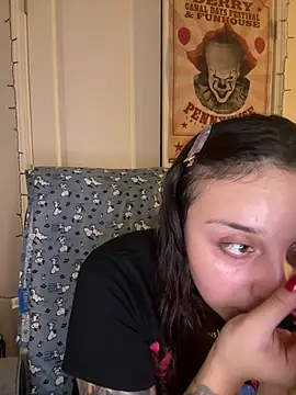 CharmingMaddie online show from February 10, 4:38 am