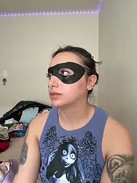 CharmingMaddie online show from May 24, 3:39 pm