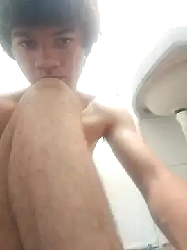 Richardwhite69 online show from October 1, 7:42 pm