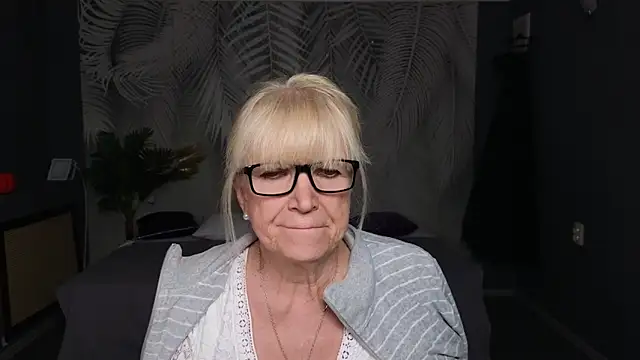 Snapshot of Sabina_Ros chatting on October 1, 7:14 am Sabina Ros online show from October 1, 7:14 am