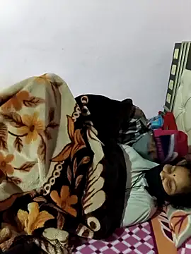 Love-pari077 online show from December 3, 12:40 am