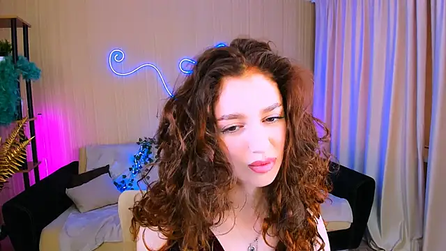 ChristinaConteeree online show from October 2, 1:18 pm