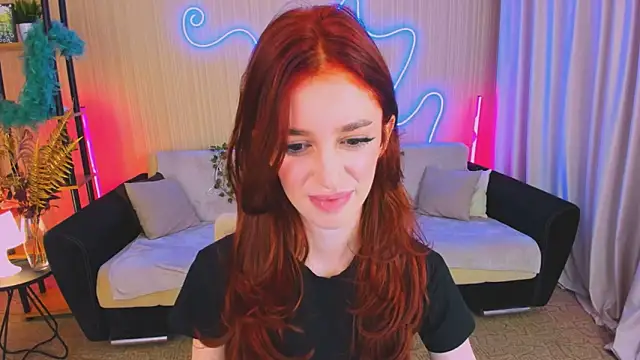 ChristinaConteeree online show from October 13, 8:09 pm