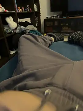 Frankieyyy1 online show from February 22, 6:57 am