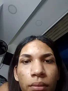 Snapshot of Barbie2005 chatting on March 27, 8:59 am Barbie2005 online show from March 27, 8:59 am