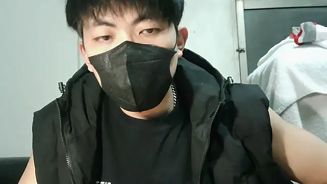 bigbb101011 online show from December 16, 1:49 pm