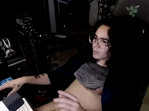 Snapshot of dorrey21 chatting on November 8, 4:07 pm dorrey21 online show from November 8, 4:07 pm