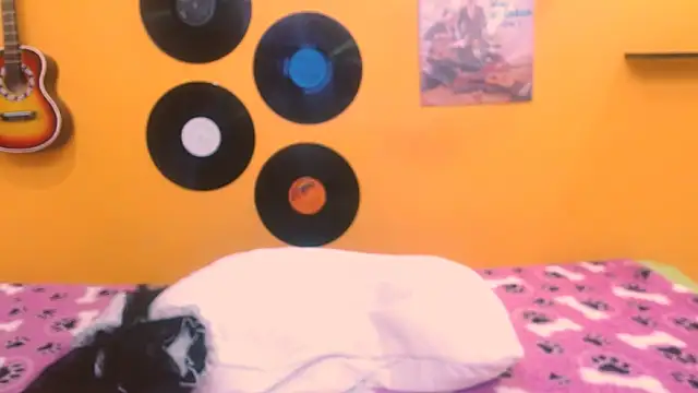 meisevil77 online show from October 16, 1:39 am