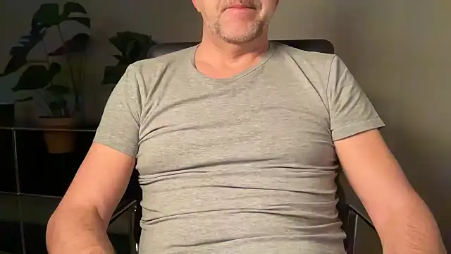 german9inch online show from December 4, 10:07 pm