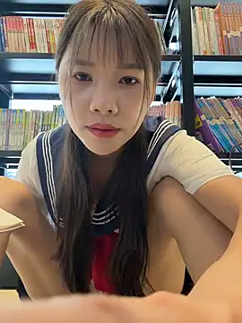 Snapshot of Adora188 chatting on July 10, 6:50 am Adora188 online show from July 10, 6:50 am