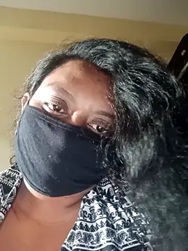 Snapshot of Divya-Lovely chatting on April 9, 2:22 am Divya-Lovely online show from April 9, 2:22 am