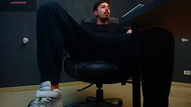 EnzoRace online show from November 5, 6:02 am