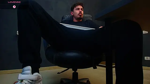 EnzoRace online show from November 7, 6:02 am