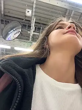 KittyQueeny online show from September 23, 2:20 pm