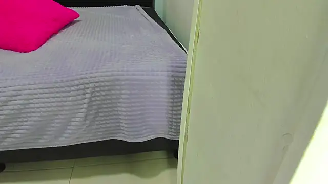 iisabella noa online show from October 2, 12:56 pm