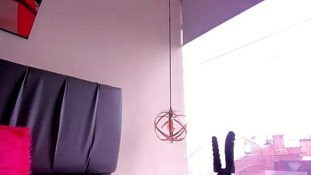 iisabella noa online show from March 24, 12:32 pm