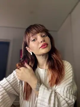 SaraLow online show from November 23, 11:59 pm