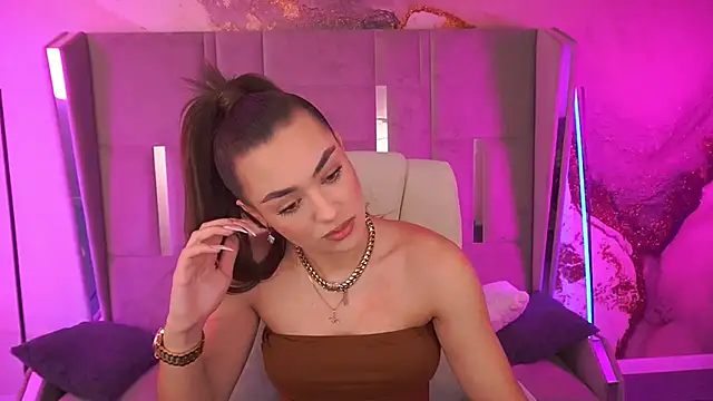 EricaSin online show from November 23, 7:30 am