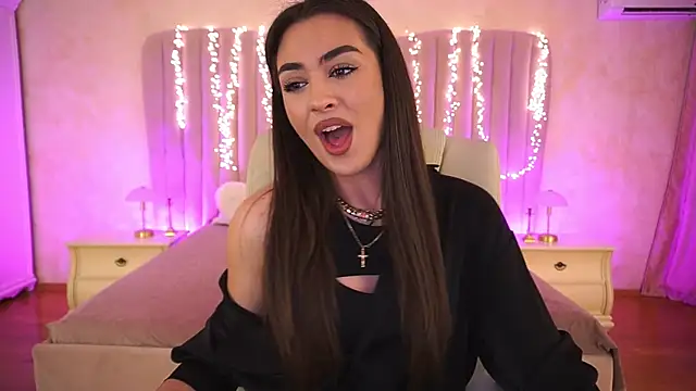 EricaSin online show from April 10, 1:16 pm