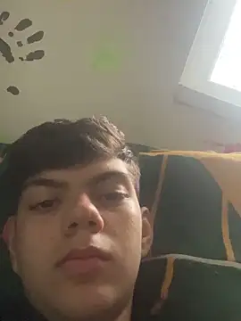 Snapshot of Cos_minn chatting on November 12, 12:05 pm Cos minn online show from November 12, 12:05 pm