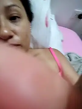 Snapshot of Angels_tomsop chatting on December 4, 12:03 pm Angels tomsop online show from December 4, 12:03 pm