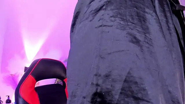 Cooperrosscute233 online show from February 23, 10:18 pm